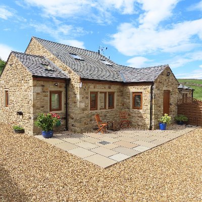 2no Holiday Cottages set at the foot of Pendle Hill, Lancashire.
Each cottage sleeps up to 6 guests and are pet friendly.