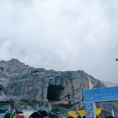 A_yushi_singh's profile picture. वेटिंग...! for good times