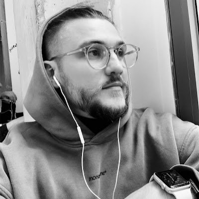 Alexand71233028's profile picture. 