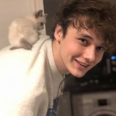 Support acc! Я рад совершенно всем, поэтому не бойтесь писать мне, дорогие 🥳.
— Friendly for everyone —