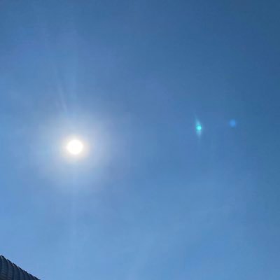 Den50685041's profile picture. เรารับฟังได้นะ ถ้าเพื่อนๆเหนื่อย เวลาเราเหนื่อยเราก็อยากเล่าให้ใครสักคนฟัง เราก็ไม่รู้ว่าหรอกนายคือใคร แต่รับฟังได้นะ เราเหงาเหมือนกัน