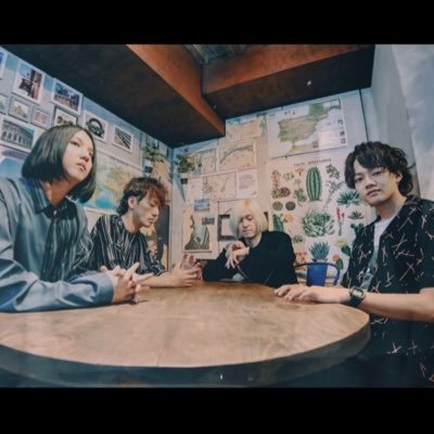 レベル27(レベルニジュウナナ)の公式アカウント。VoGt→@oota13gatu Gt→@ksy_gt Ba→@noname12ge Dr→@Ooooooo_Kun 試聴はEggsへ→https://t.co/dCKGyadMs4