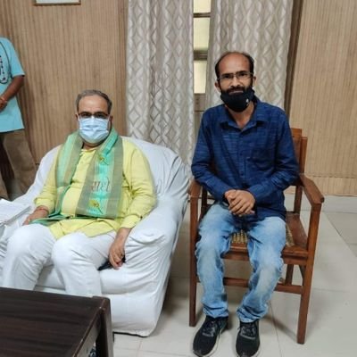 जिला संयोजक बीजेपी आईटी विभाग मुरादाबाद, मण्डल महामंत्री खाबरी अब्बल एवं
शक्ति केंद्र प्रभारी मल्लहपुर जन्नू
