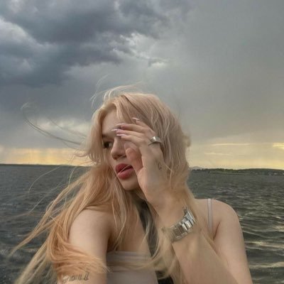 wiesolmz's profile picture. Ne blm