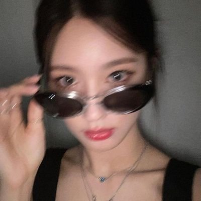 LifeisMiy's profile picture. --- ι'м lιĸe a ѕnaĸe
                                                                        ιғ one day yoυ ѕтarт тo lιĸe мe,тell мe ѕoon, ιғ yoυ can'т aѕĸ мe💌