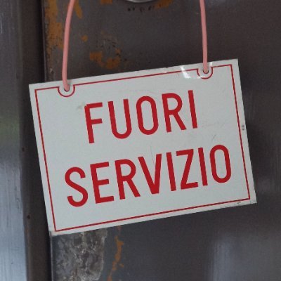 Io non mi definisco niente.
Opinioni di un clown.