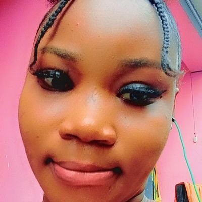 am cool I play a lot and am naughty at times I loves to hustle and I love my self and my family a lot and a bona fide ICON