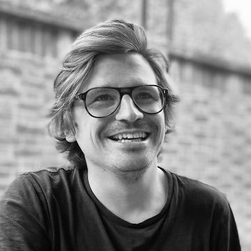 ed_cornish's profile picture. Graphic designer, moving-image maker and occasional coder: https://t.co/P4d2TqHWmf