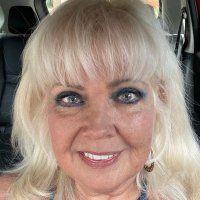 Linda Michele Smith - @WalleyLinda Twitter Profile Photo