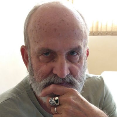 Sou analista ambiental no setor público federal. Tenho 70 anos e sou mineiro.