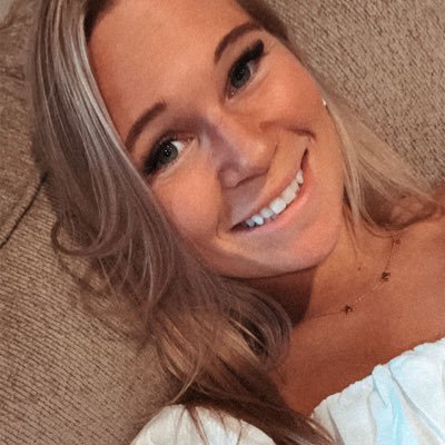 mollyhale3's profile picture. 🤷🏼‍♀️