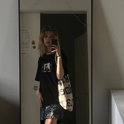 whatashamehun's profile picture. desire!!!! i wanna turn into you