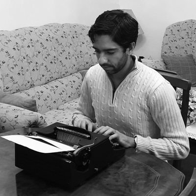 NeroVersetto's profile picture. 📖 Diario de un escritor 

📍IG: @neroversetto

✒ Antología: Historias en la Orilla