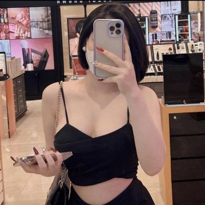 Xyzyow09's profile picture. chatseks only, no pap, dll. suka diperintah - perintah tuan - tuan