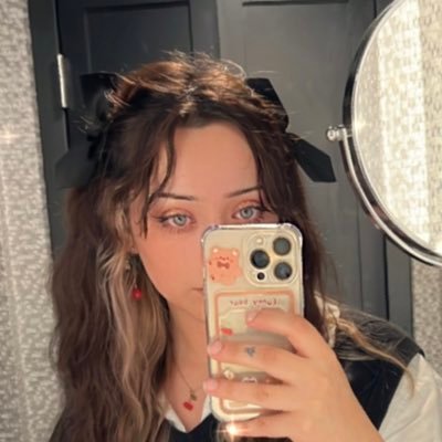 loona fan accountさんのプロフィール画像
