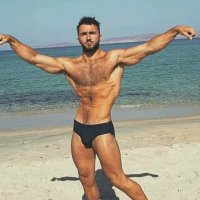 CARLOS (@6holdover) 's Twitter Profile