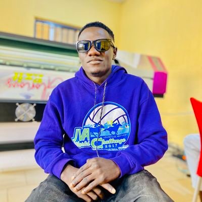 FreegGiveaway's profile picture. Free weekly Give cards to all