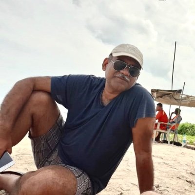 docvivek08's profile picture. 