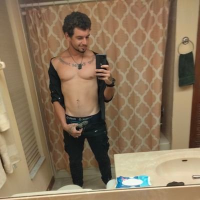 SandmanDirtyDan's profile picture. Florida, 6,1  185 I got banned onChristian mingle so now I'm stuck on this shit. legggoooo