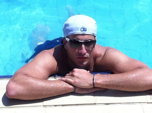 Abieglam's profile picture. 