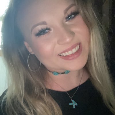 You only live once, might as well do whatever makes you happy✨ Snap: Kaitlynnmarie17