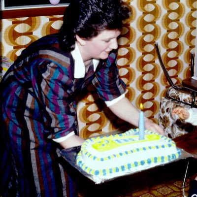 Deborah30798797's profile picture. I like spending the mornings with my husband, and watching the news, dinner with friends.