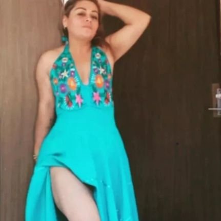 I am Mexican
Latin woman, empowered, Chef and businesswoman.
oh! and also very sexy
#Yoruba #Santera Hija de Shangó y Oya