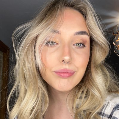 ♈️ || $MaiaDailey https://t.co/CkOwCwIhPQ