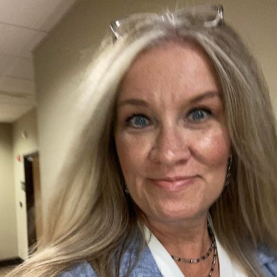 tawni047's profile picture. 