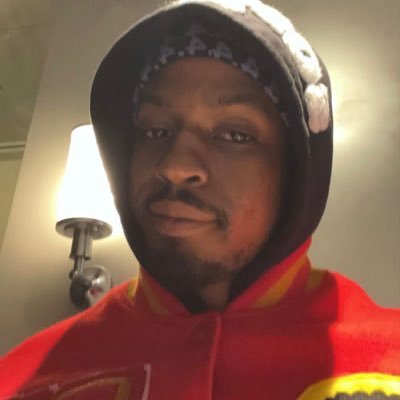 defelct's profile picture. 🇸🇦🇸🇦