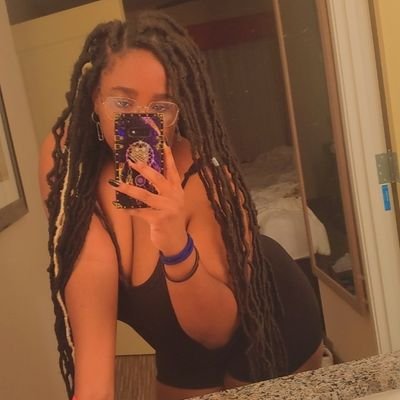 SHSU '22. NABCJ
Stars shine brighter in darkness✨✨