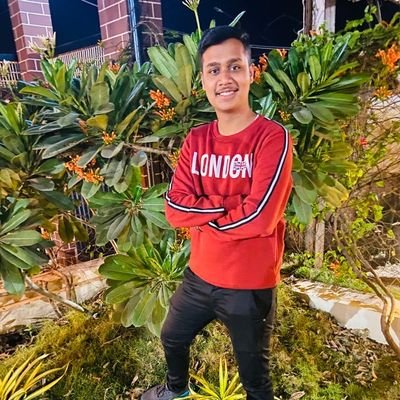 iakash_guptaa's profile picture. Keep it simple✨