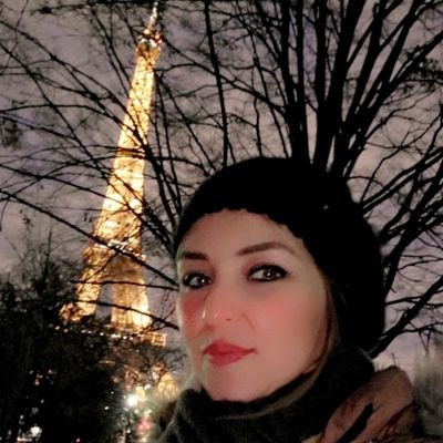 مالي و للناس كم يلحونني سفها ... ديني لنفسي و دين الناس للناس