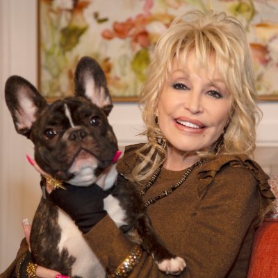 I am Billy The Kid 🐾 The official god dog of @dollyparton 🦋 ‘Billy the Kid Comes Home For Christmas,’ hits stores October 1st! Pre-order now ❤️