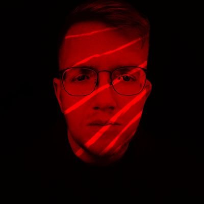 Solo startup dev with a past in tech PR. When not coding, I'm a techno DJ, Darkwave artist, and dabble in digital art, AI video, and street photography.