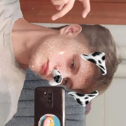 lyohaaaa's profile picture. 