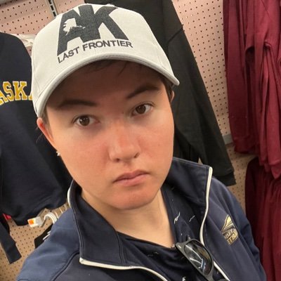 alawjen's profile picture. I just simply be. Basketball trainer.