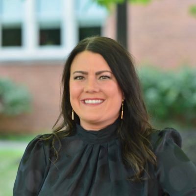 Assistant Principal at Waverly Belmont Elementary School. TNEdVoice Fellow 2016. Doctoral Student. 2017 Waverly Belmont Teacher of the Year