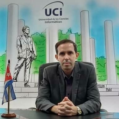 Rector de la @universidad_uci. Fiel a las ideas de Martí y Fidel, de la generación que #SomosContinuidad de la Revolución en #Cuba.