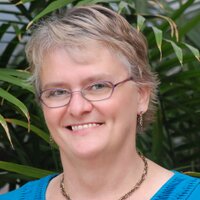 Valerie Comer (@valeriecomer) Twitter profile photo