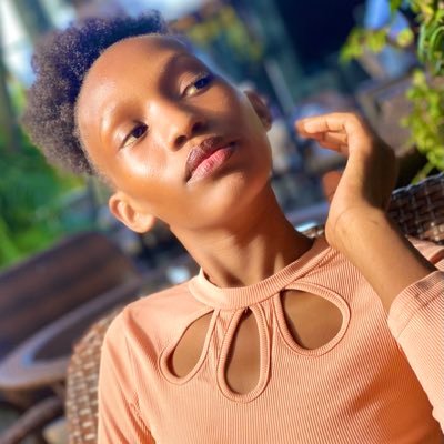 WinnieDenz's profile picture. 