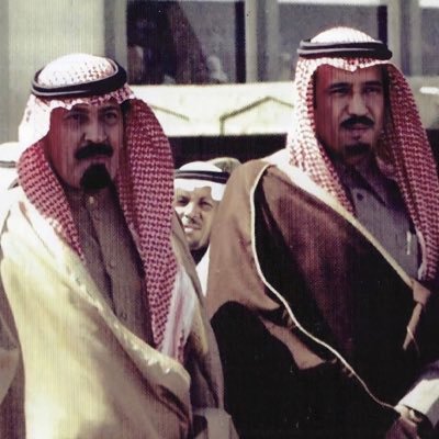بكما استطعت القيام واقفا في هذه الحياة ..يارب أطل مقامهما في حياتي ومتعهما بكل جميل.