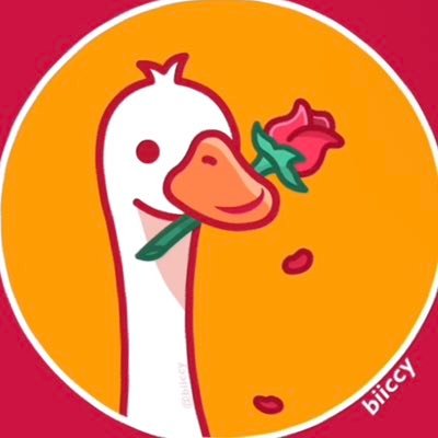 alliealvarez20's profile picture. 