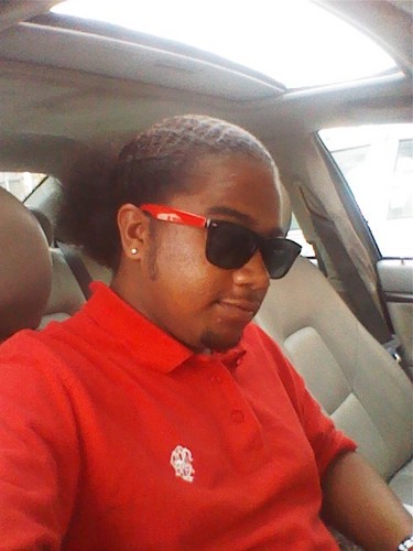 Brazesosmooth35's profile picture. ALL ABouT dAt $$$ DUUH !!!! FOREIGN WHIPS AND FOREIGN CHICKS...A HOP SKIP AND A JUMP AHEAD OF THE GUY U LIKE LOL TYPE SHYT