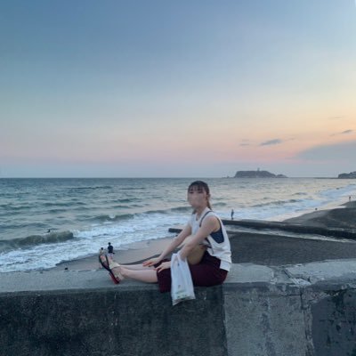 笛吹き 桐朋学園大学でした お気軽follow me 👑 フルート吹いたりするのがすきです お仕事依頼はDMか、メール下さい お仕事ください→→→ rinpya@yahoo.co.jp
