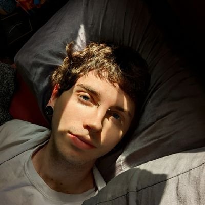 Rose_Explodes's profile picture. 