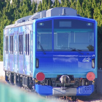 Koshigayakohan's profile picture. HYBARIがとても好き。
それ以外でも変わった車両が好きで、試験車や試作車、事業用車が好物。青い車両はなんでも好きになりがち。
模型で作りたい車両は山ほどありますが、材料を揃えただけで満足したり、とにかく浮気性であれこれ手を出したりで、仕掛品を山積みにするタイプです。