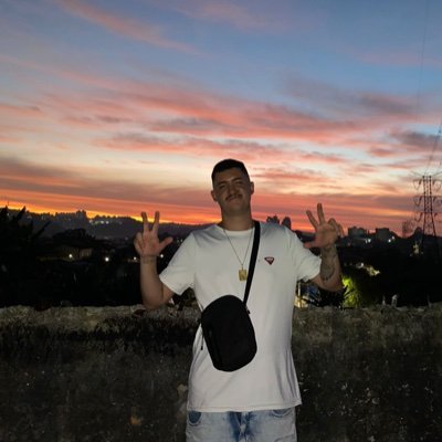 nem sei usar essa rede social aqui, vai CORINTHIANS