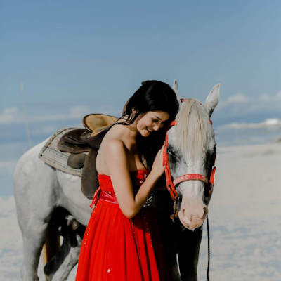 CupsPensProses's profile picture. An eccentric empath who is introverted and unaffected by majority of things in society.