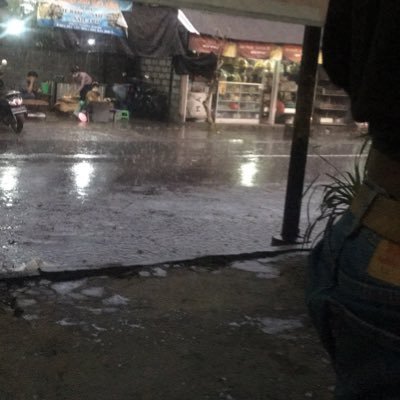 dekadiponk33's profile picture. 